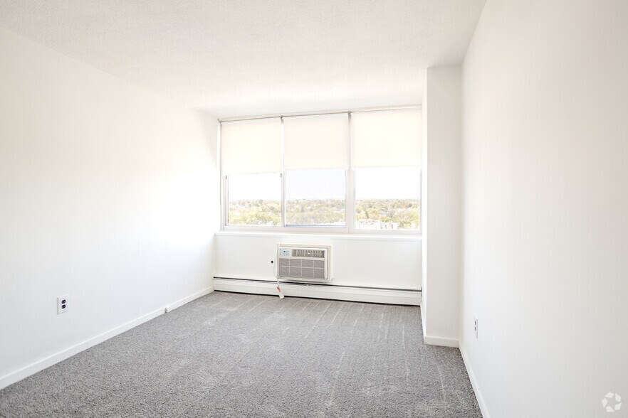 More Photos Of 5105 N Park Dr, Pennsauken Apartments For Lease