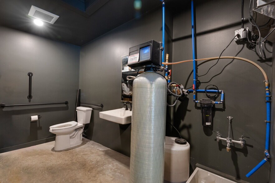 More Photos Of 734 NY-32A, Catskill Restaurant For Sale