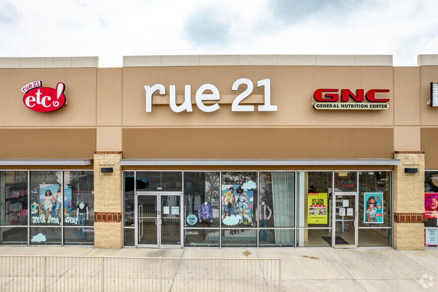 More Photos Of 7014 FM 78, San Antonio Unknown For Lease