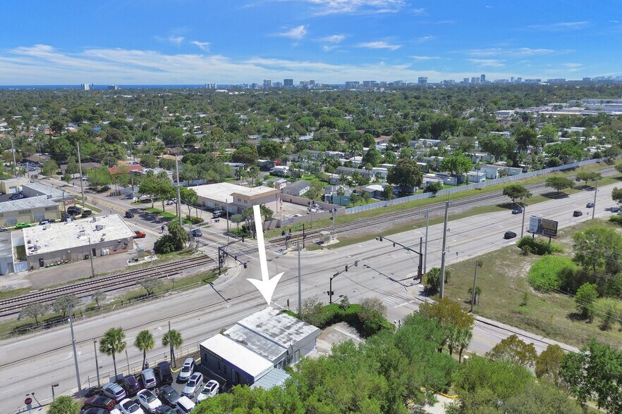 More Photos Of 3311 N Dixie Hwy, Pompano Beach Freestanding For Lease