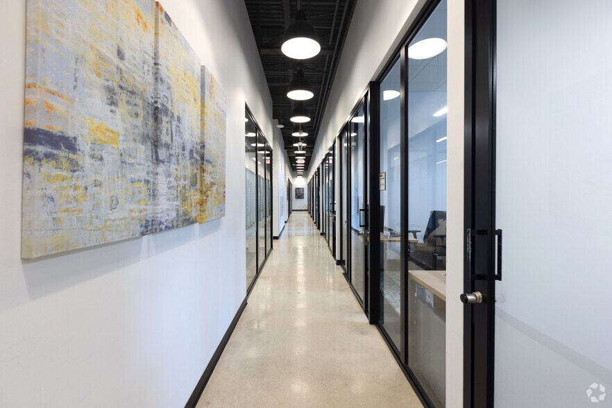 More Photos Of 700 S Rosemary Ave, West Palm Beach Coworking Space