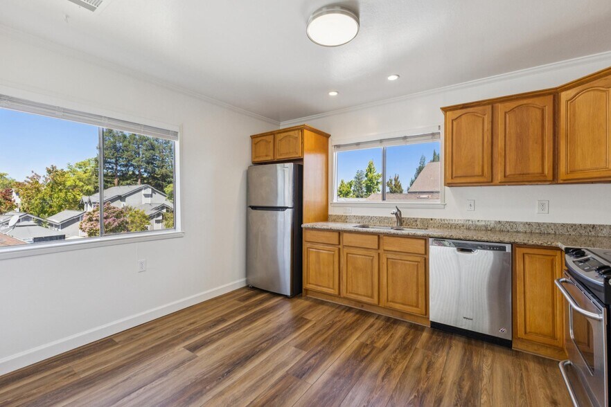 More Photos Of 3851 Vineyard Ave, Pleasanton Apartments For Sale