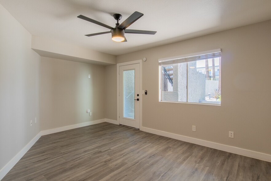 More Photos Of 2930 N 52nd St, Phoenix Apartments For Sale