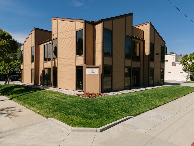 More Photos Of 2505 Canada Blvd, Glendale Office For Lease
