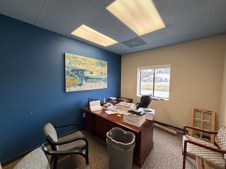 More Photos Of 3642 Bacor Rd, Houston Warehouse For Lease