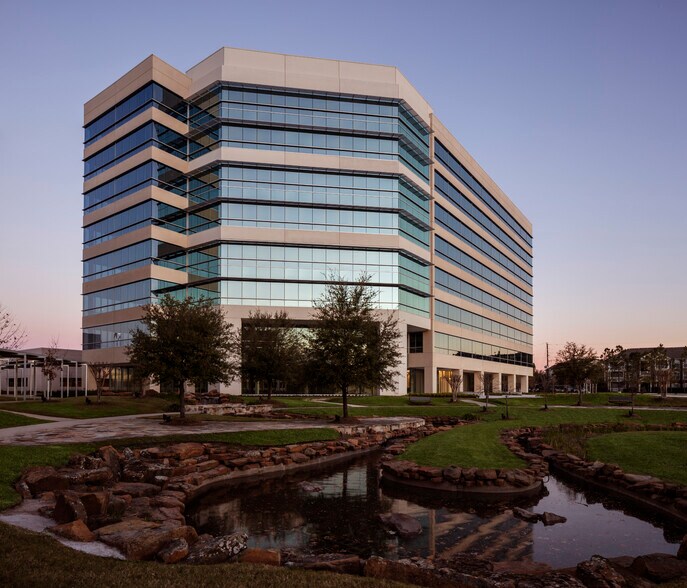 More Photos Of 10713 W Sam Houston Pky N, Houston Office For Lease