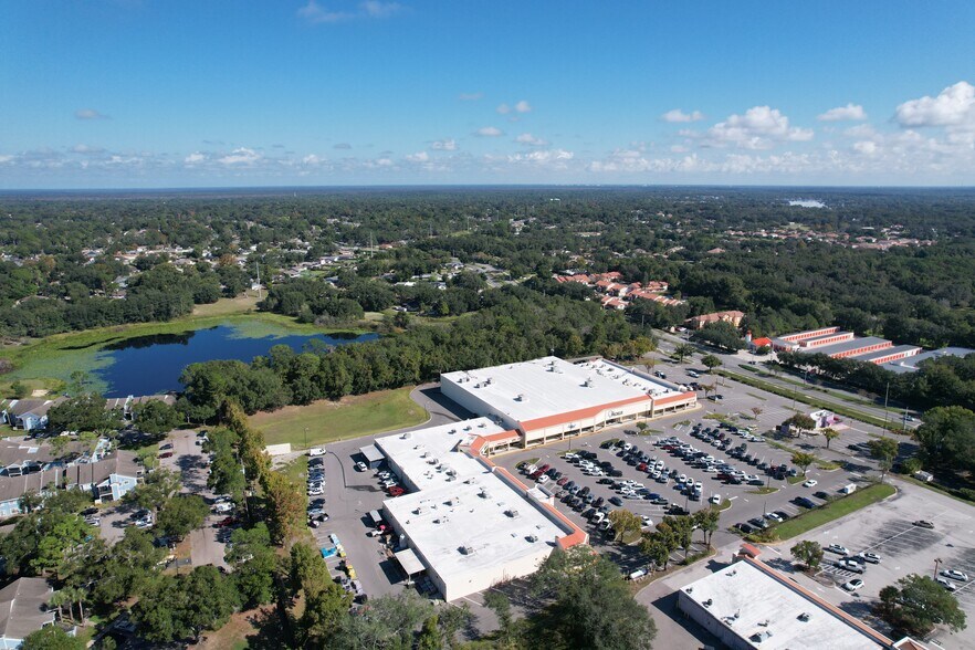 More Photos Of 442-510 S Hunt Club Blvd, Apopka Unknown For Lease