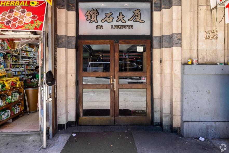 More Photos Of 109 Lafayette St, New York Loft Creative Space For Lease