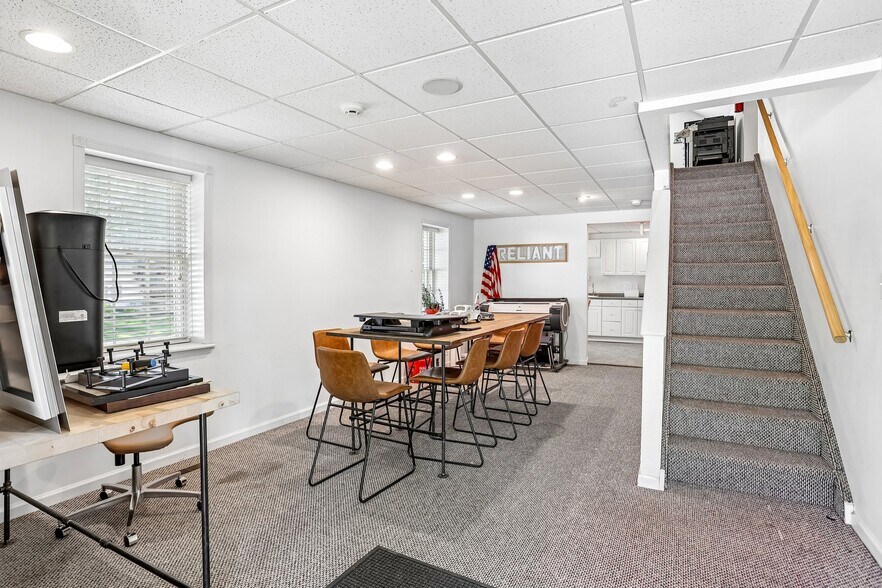 More Photos Of 841 Camden ave, Blackwood Warehouse For Sale