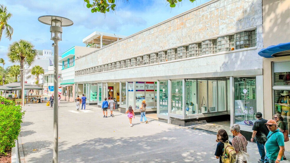 More Photos Of 433-441 Lincoln Rd, Miami Beach Storefront For Sale
