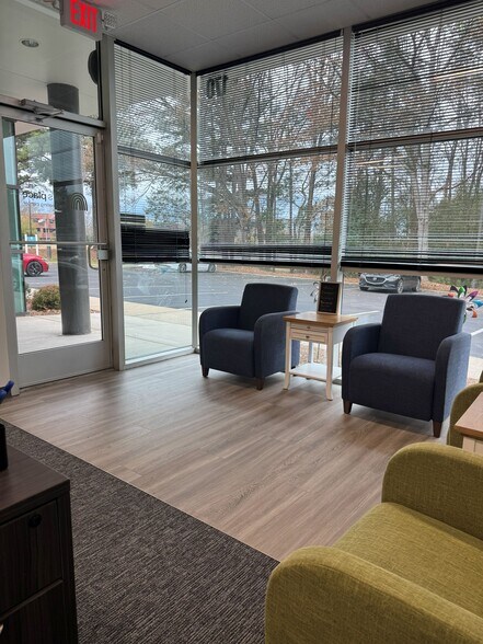 More Photos Of 1201-1221 Wood Ridge Center Dr, Charlotte Medical For Lease