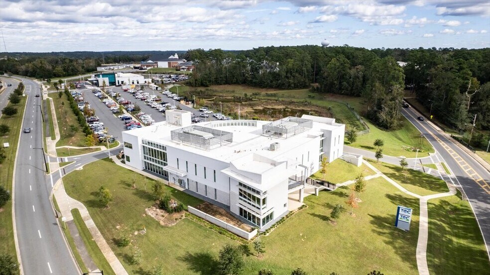 More Photos Of 2695 Welaunee Blvd, Tallahassee Land For Sale