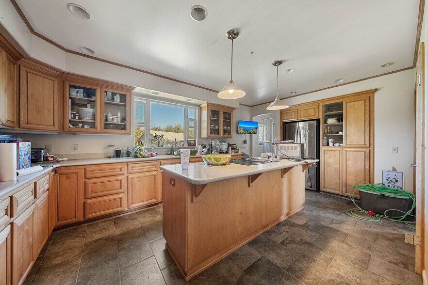 More Photos Of 743 College City Rd, Arbuckle Apartments For Sale