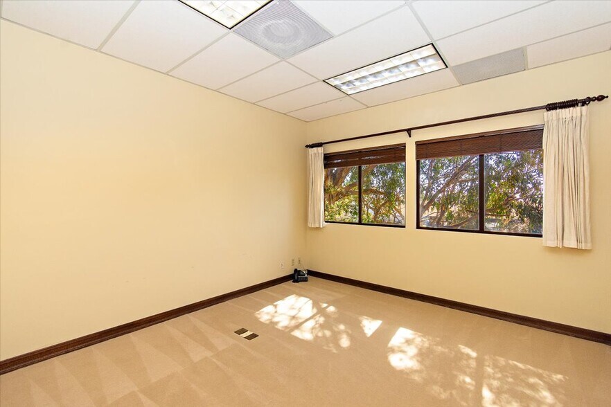 More Photos Of 10788 Civic Center Dr, Rancho Cucamonga Office For Lease