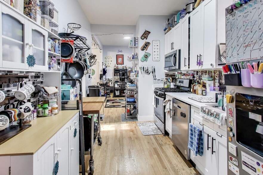 More Photos Of 932 N Richmond St, Chicago Multifamily For Sale