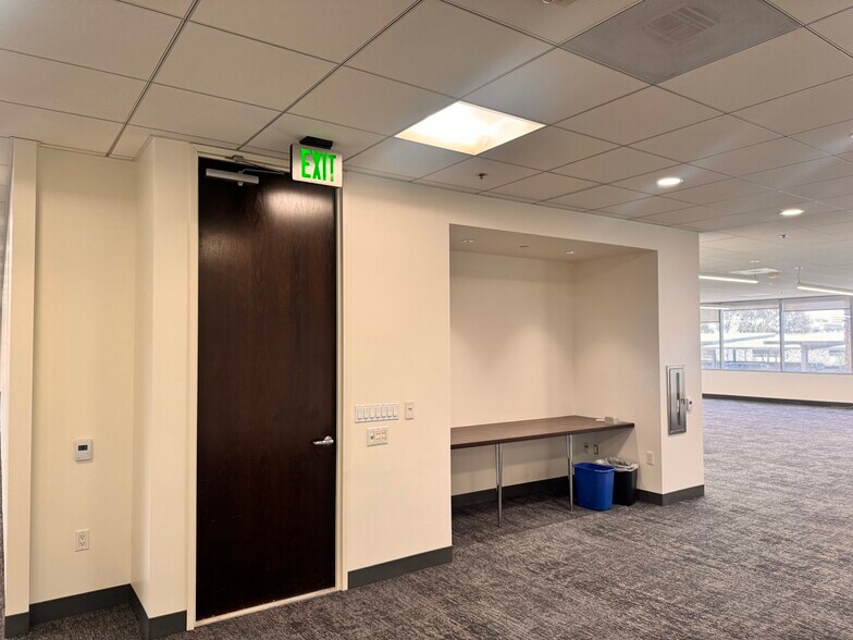 More Photos Of 2151 E Grand Ave, El Segundo Office For Lease