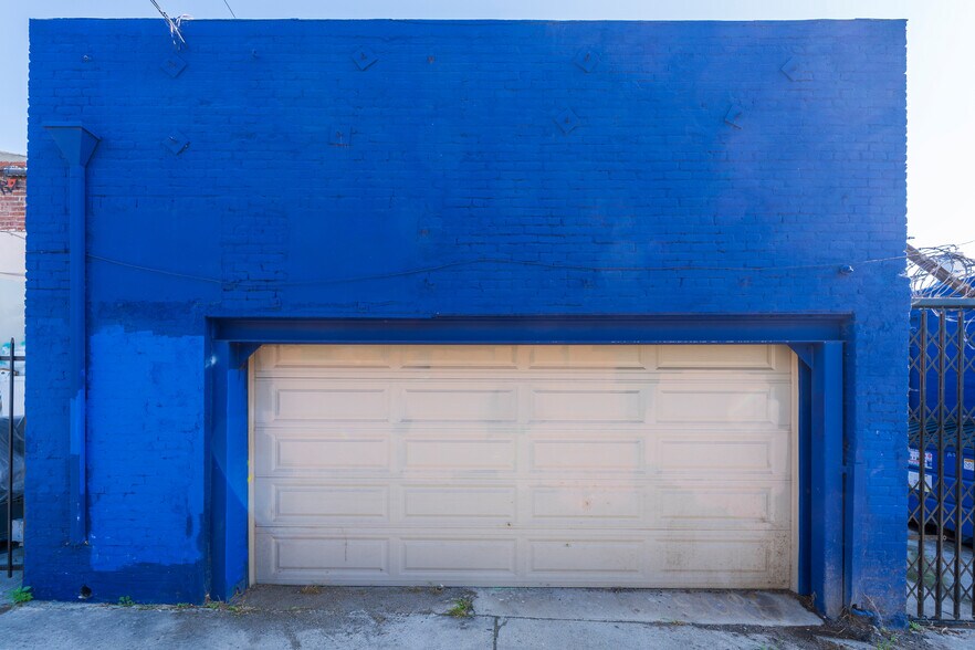 More Photos Of 159-165 S Western Ave, Los Angeles Loft Creative Space For Lease