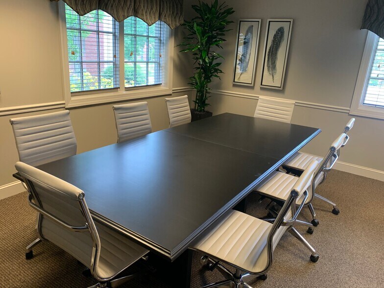 More Photos Of 7 Corporate Center Ct, Greensboro Office For Lease