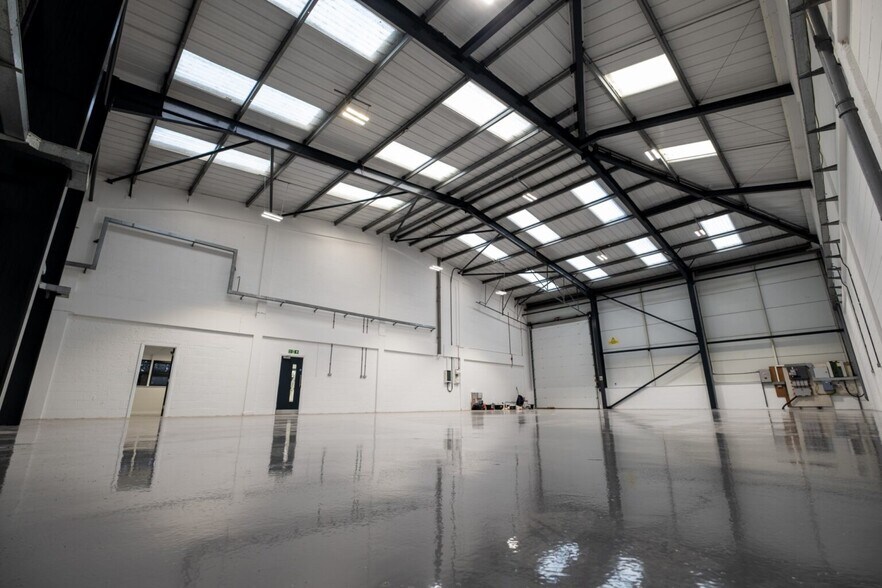 More Photos Of Datapoint Business Centre South crescent, London Flex For Lease