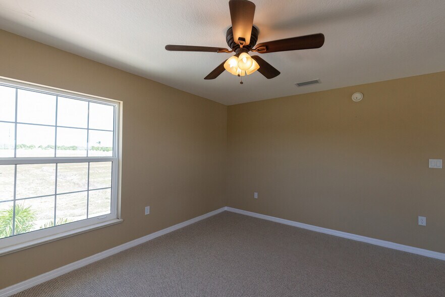 More Photos Of 1900 Oasis Blvd, Sebring Land For Sale