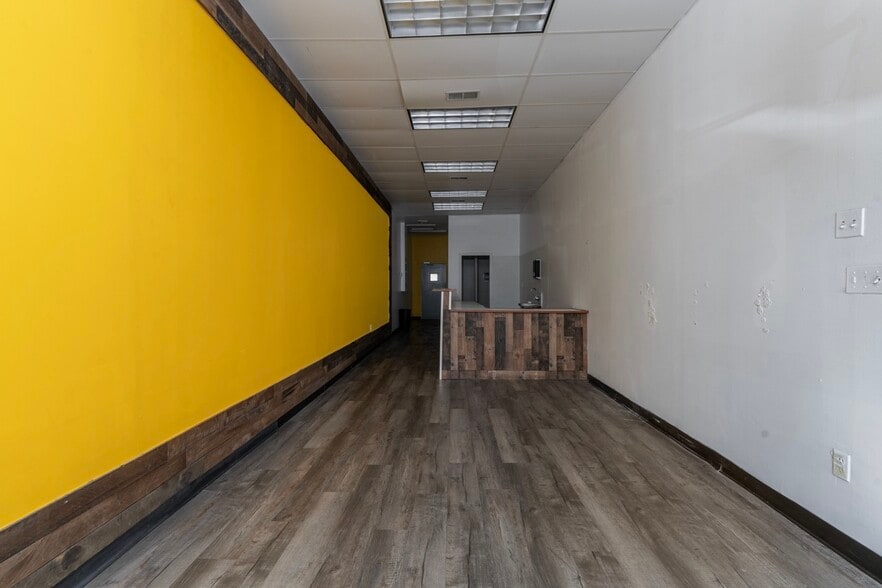 More Photos Of 345 New London Tpke, Glastonbury Unknown For Lease