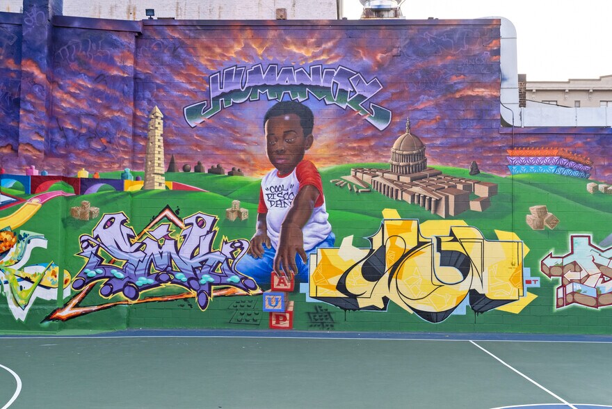 More Photos Of 1616 P St NW, Washington Office For Lease