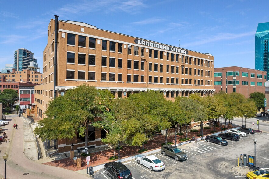 More Photos Of 1801 N Lamar St, Dallas Loft Creative Space For Lease