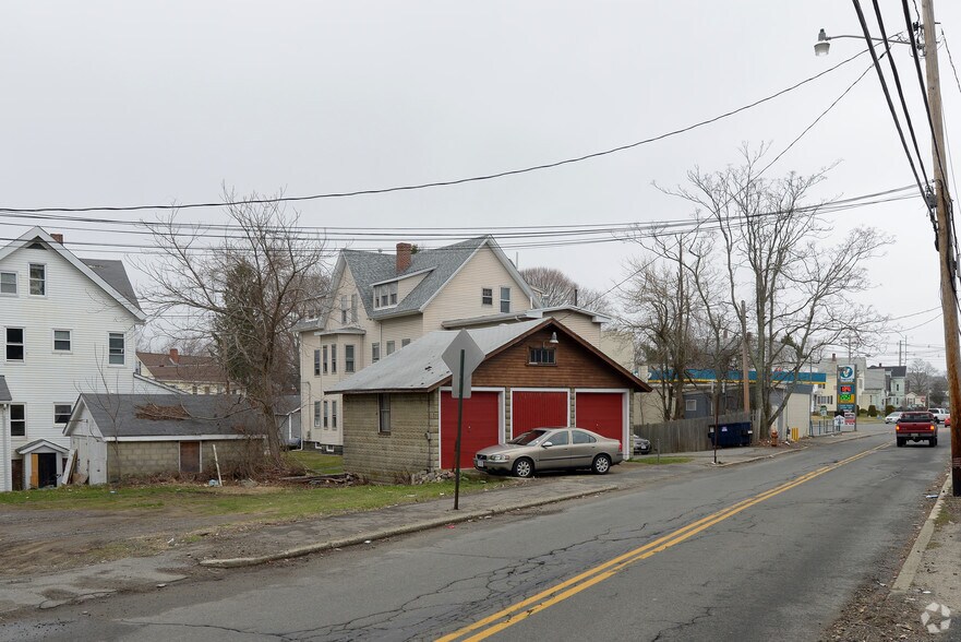 More Photos Of 98 Winthrop St, Taunton Apartments For Sale