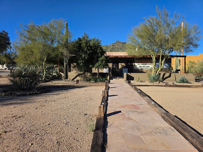 More Photos Of 37234 N Cave Creek Rd, Cave Creek Office For Sale