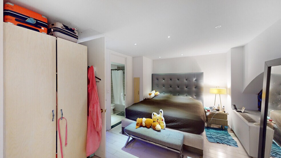 More Photos Of 414-418 E 59th St, New York Apartments For Sale