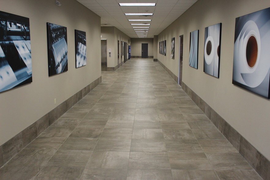 More Photos Of 2475 George Urban Blvd, Depew Warehouse For Lease