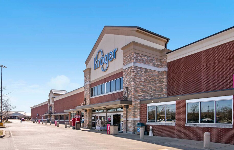 More Photos Of 2910 S Church St, Murfreesboro Freestanding For Lease