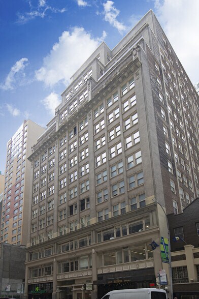 More Photos Of 70 W 36th St, New York Office For Lease
