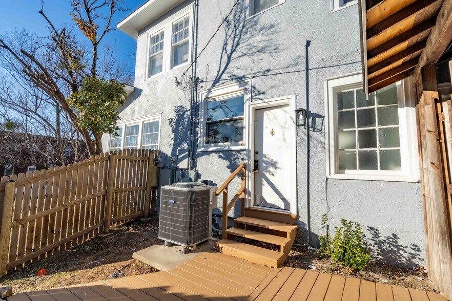 More Photos Of 1703 S Quaker Ave, Tulsa Apartments For Sale