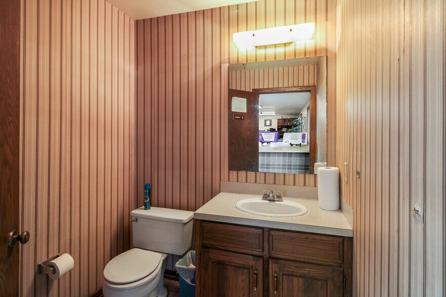 More Photos Of 2005 E 6th Ave, Stillwater Industrial For Sale