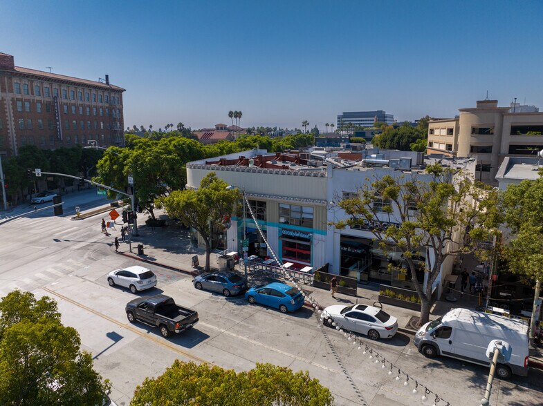 More Photos Of 3847 Main St, Culver City Storefront Retail Office For Lease