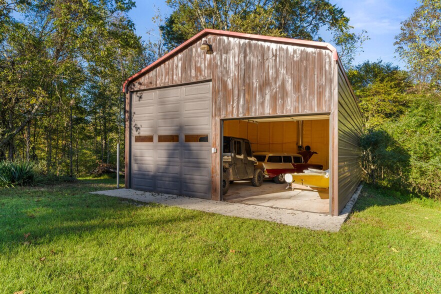 More Photos Of 228 Pattie Gap Rd, Philadelphia Apartments For Sale