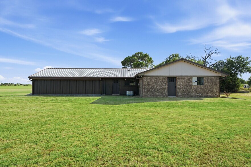 More Photos Of , Mineral Wells Unknown For Sale