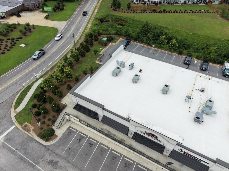 More Photos Of 1212 Gatewood Drive, Auburn General Retail For Lease