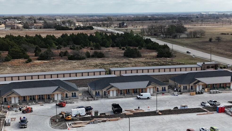 More Photos Of 2200 Traders Rd, Greenville Unknown For Lease
