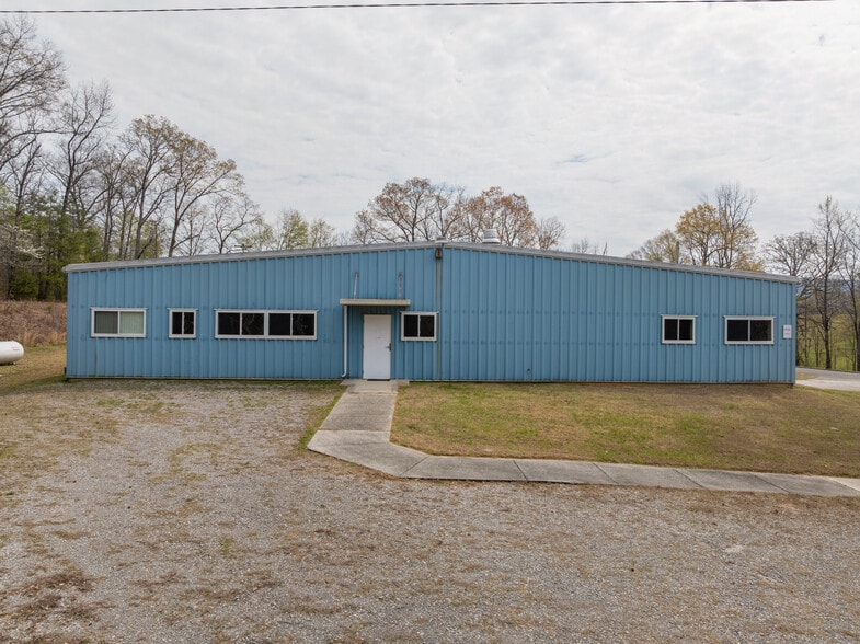 More Photos Of 205 Industrial Pike, Whitwell Manufacturing For Sale