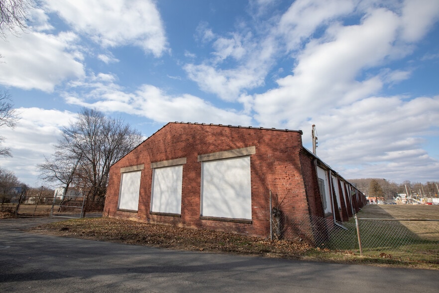 More Photos Of 201 W Lincoln Hwy, Penndel Manufacturing For Sale