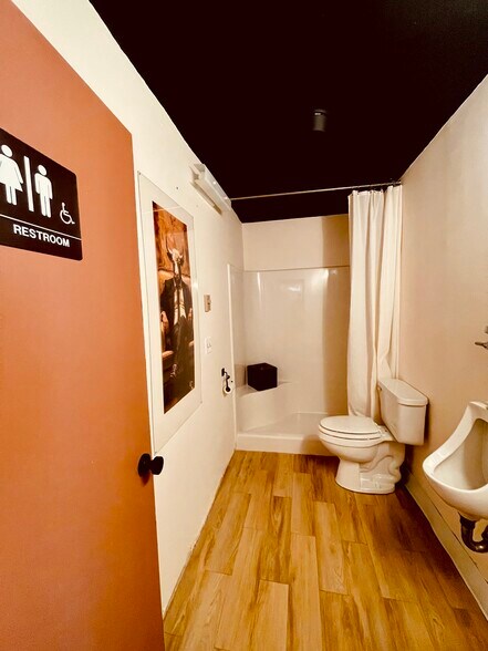 More Photos Of 28555 N Feather Mountain Rd, Paulden Lodge Meeting Hall For Sale