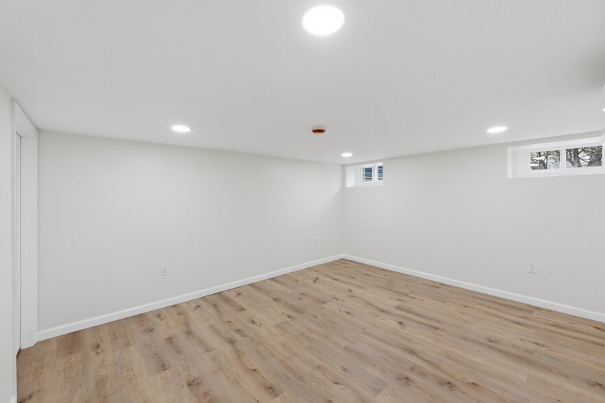 More Photos Of 82 Grove St, Montclair Apartments For Sale