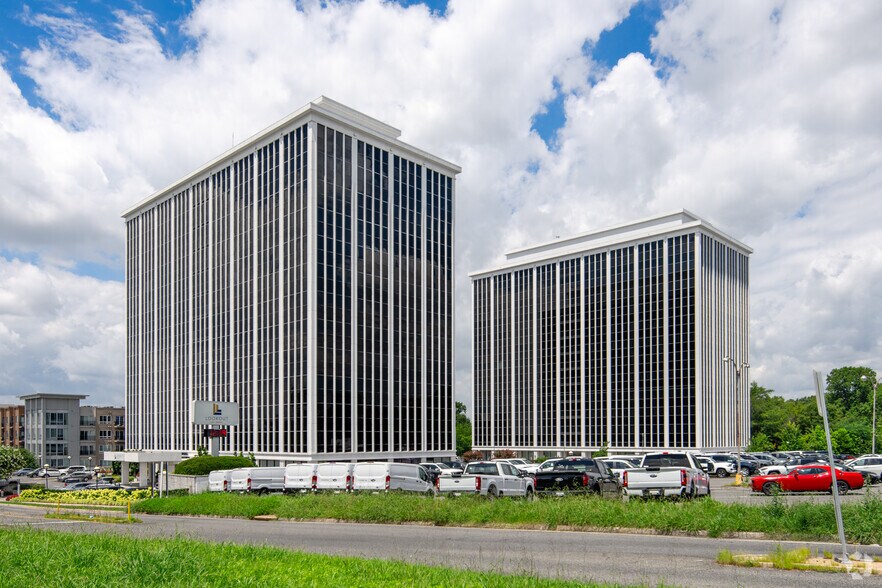 Primary Photo Of 6400 Arlington Blvd, Falls Church Office For Lease