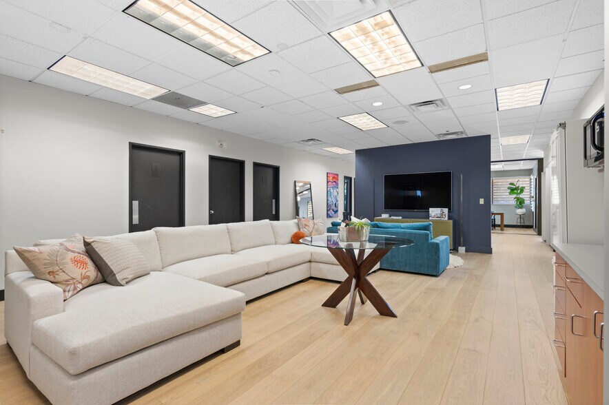 More Photos Of 99 Inverness Dr E, Englewood Office For Sale