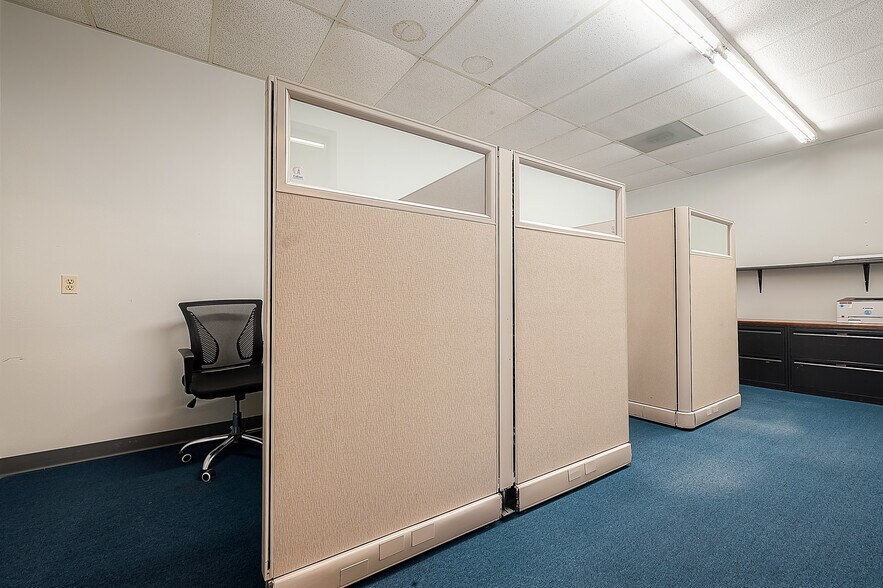 More Photos Of 208-214 E X St, Deer Park Medical For Lease