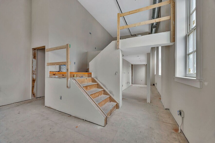 More Photos Of 4000 Colerain Ave, Cincinnati Apartments For Lease