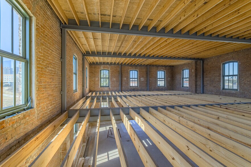 More Photos Of 2000 Nance St, Houston Loft Creative Space For Lease