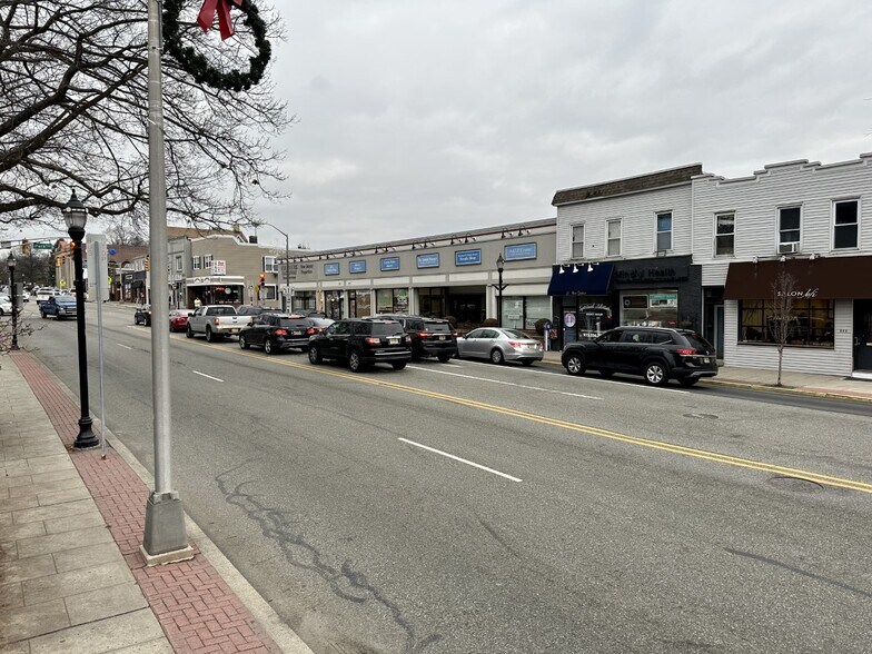 More Photos Of 538 Bloomfield Ave, Verona Storefront Retail Office For Lease